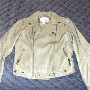 Green faux short leather jacket